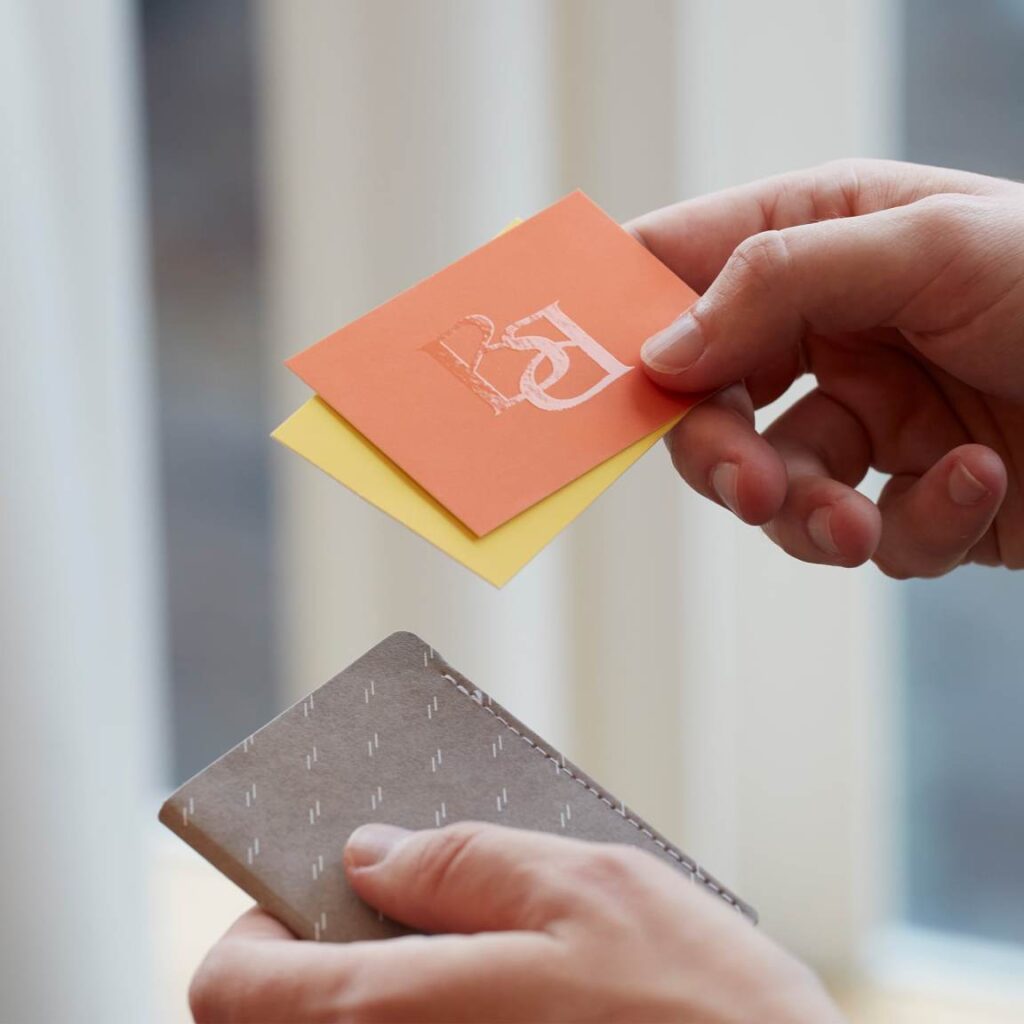spot gloss cards Business Card Trends 2026