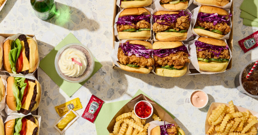 Kw: workplace food delivery topic - workplace food ordering software, 1 system for everything - ordering, taxes, billing, employee rewards, and more Kw: Workplace Food Ordering software