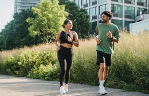 couple running - how to start a fitness journey