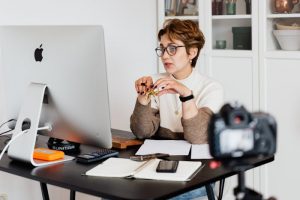 ai side hustles featured image