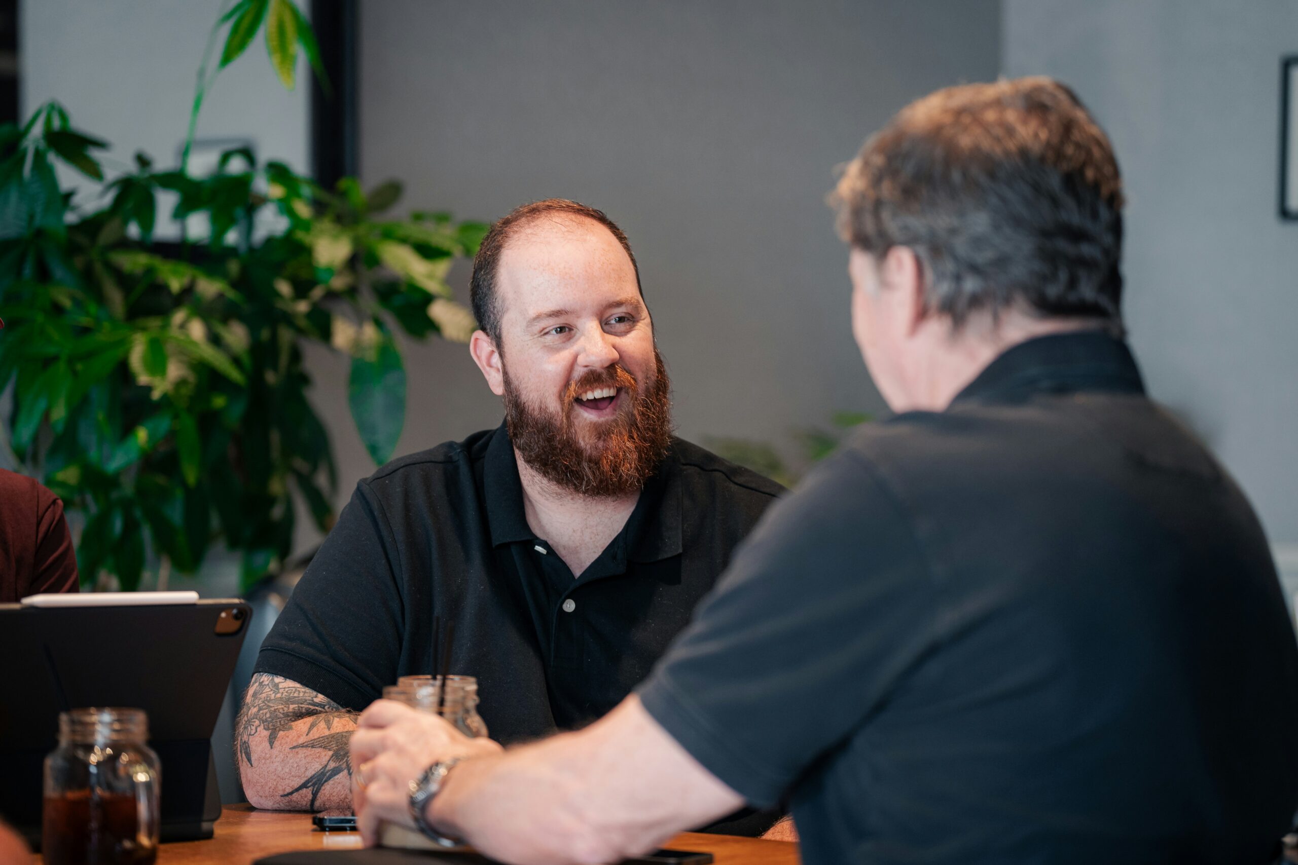 how to make your business look high quality - customer service