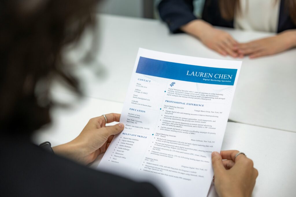 hiring hire summer interns for your small business