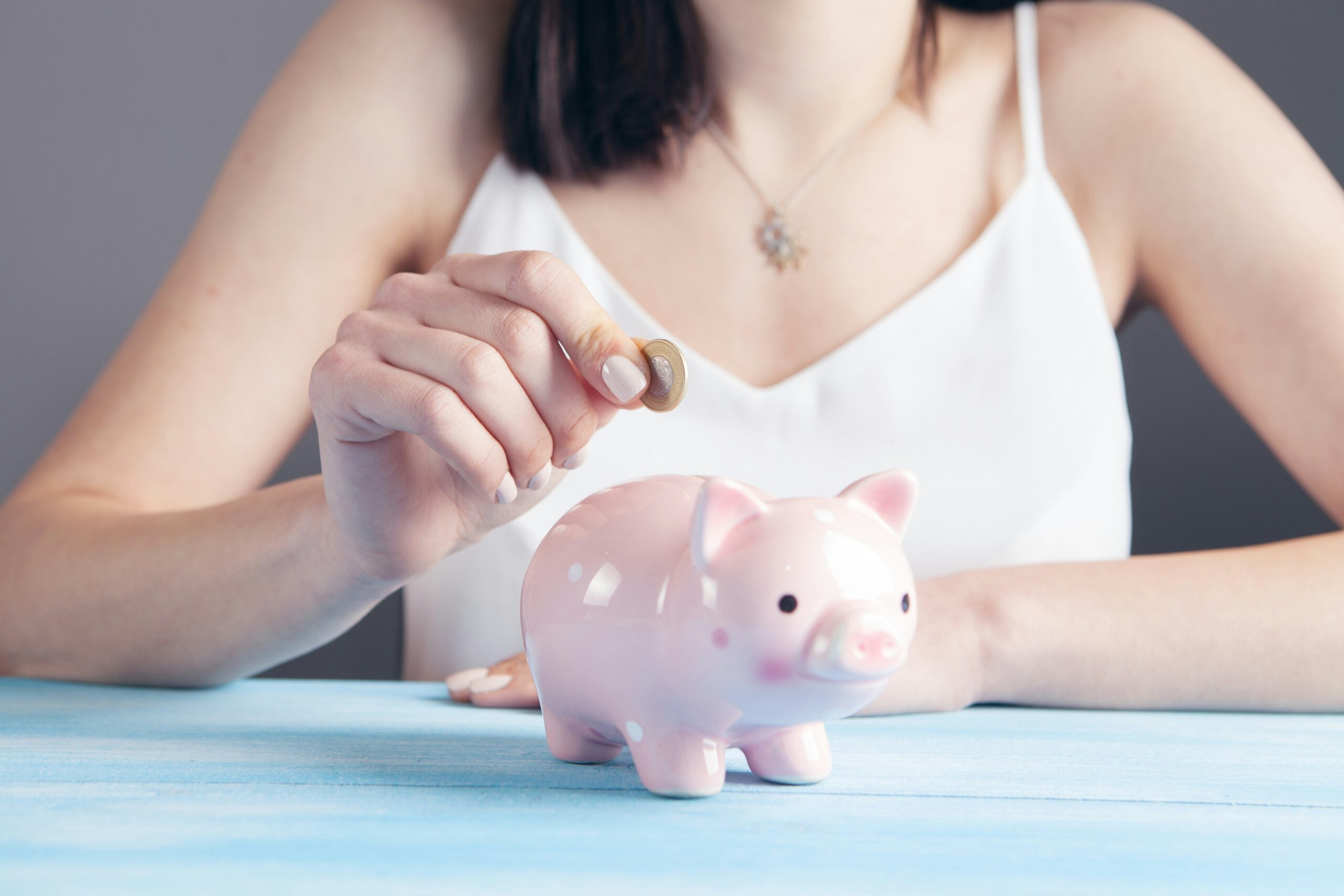 index funds for beginners piggy bank money 