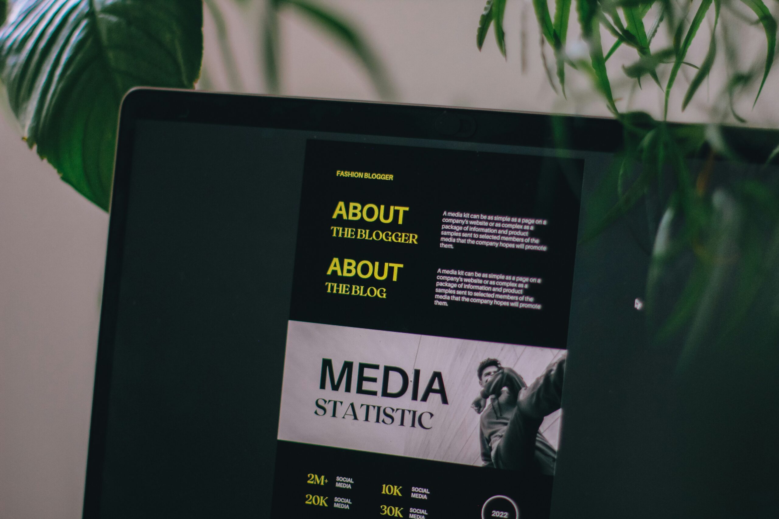how to build a business website