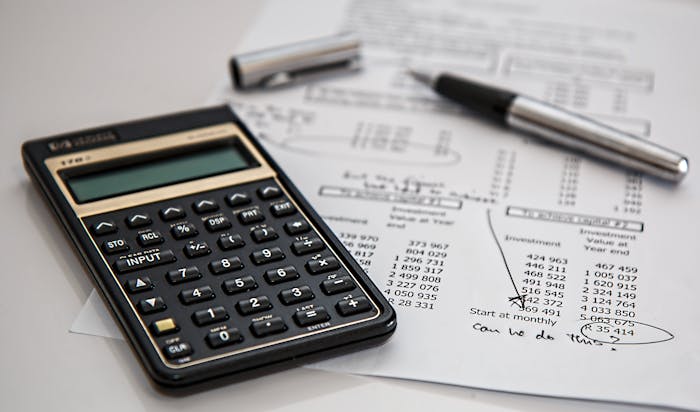 debt finance v equity finance featured image