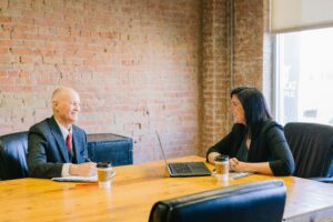 man and woman having a business meeting - Dynamic Risk Mitigation
