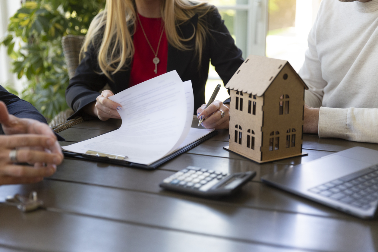 real estate office supplies - realtors at work