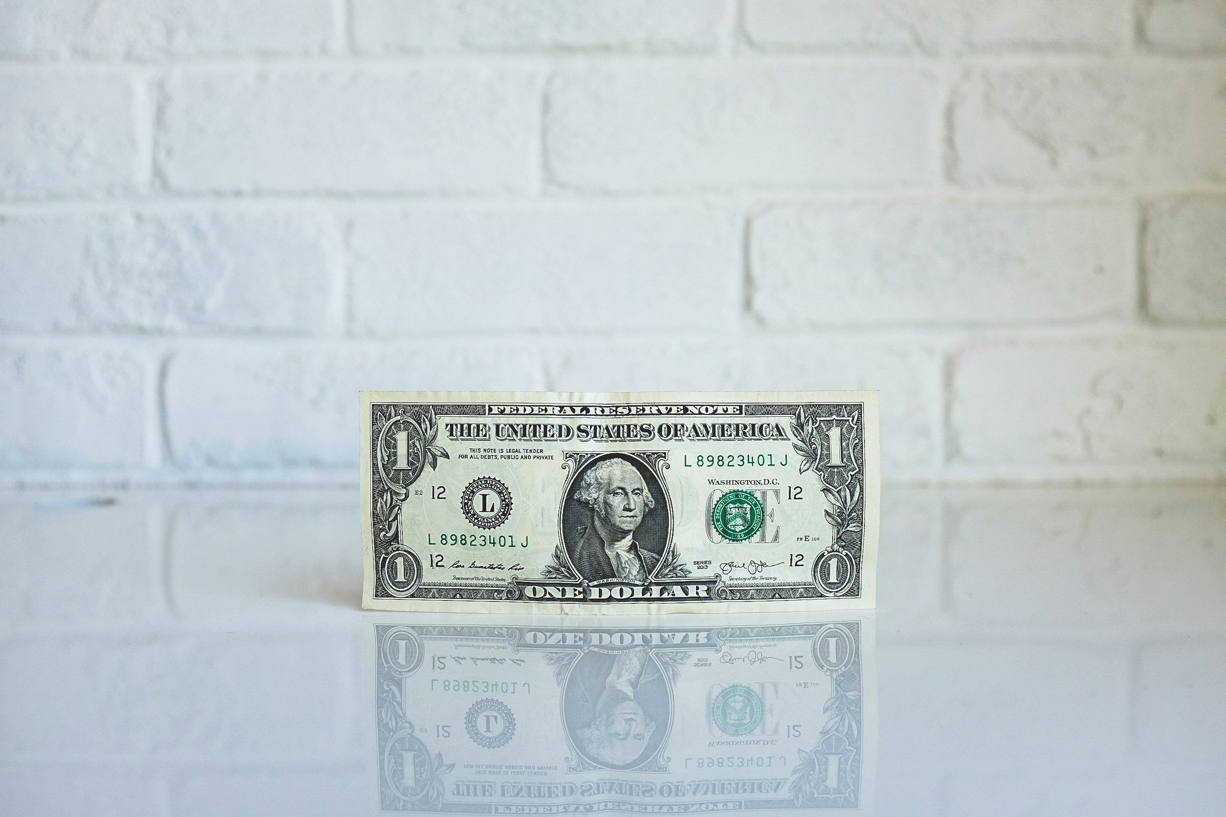 money coins how to attract top talent