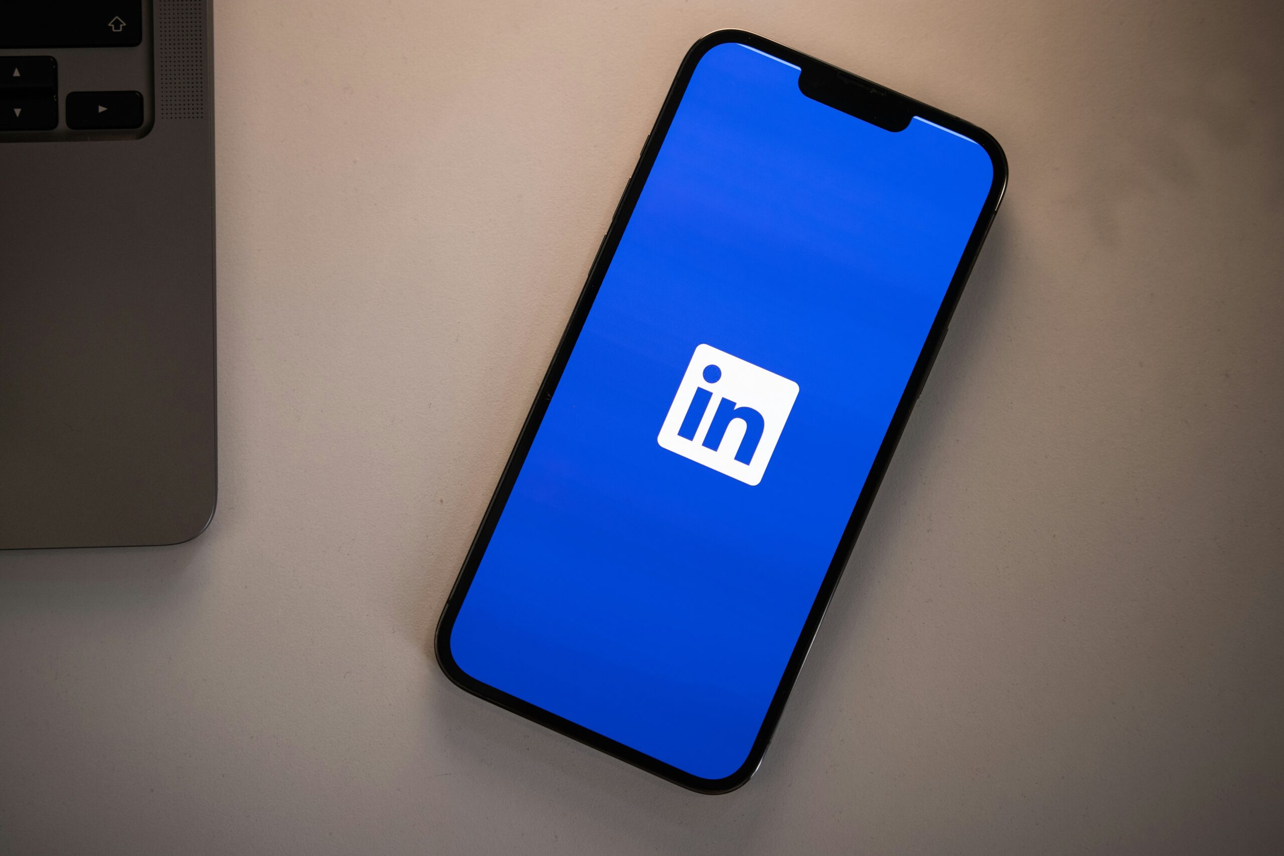 linkedin app build personal brand linkedin
